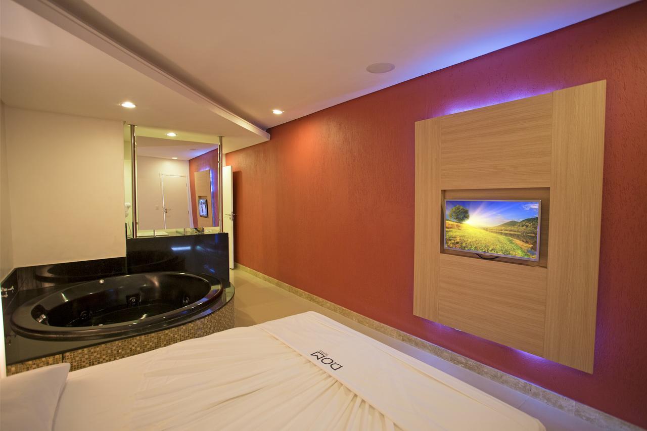 Dom Suites Motel (Adults Only) ซัลวาดอร์ ภายนอก รูปภาพ